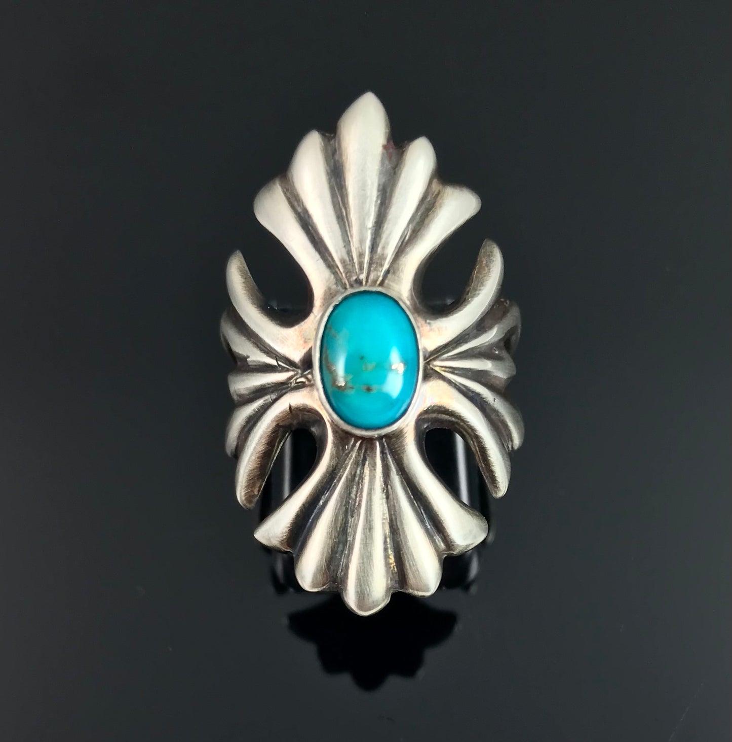 Turquoise Sand Cast Ring Native American Navajo Size 8 - Victor Peña (Copy)