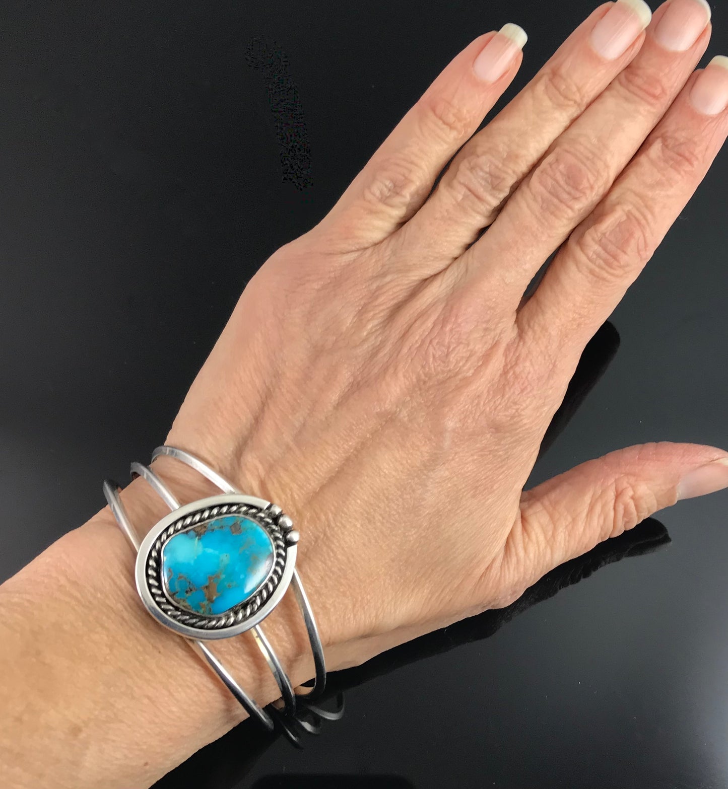 Classic Navajo Turquoise Native American Cuff Bracelet - Vintage