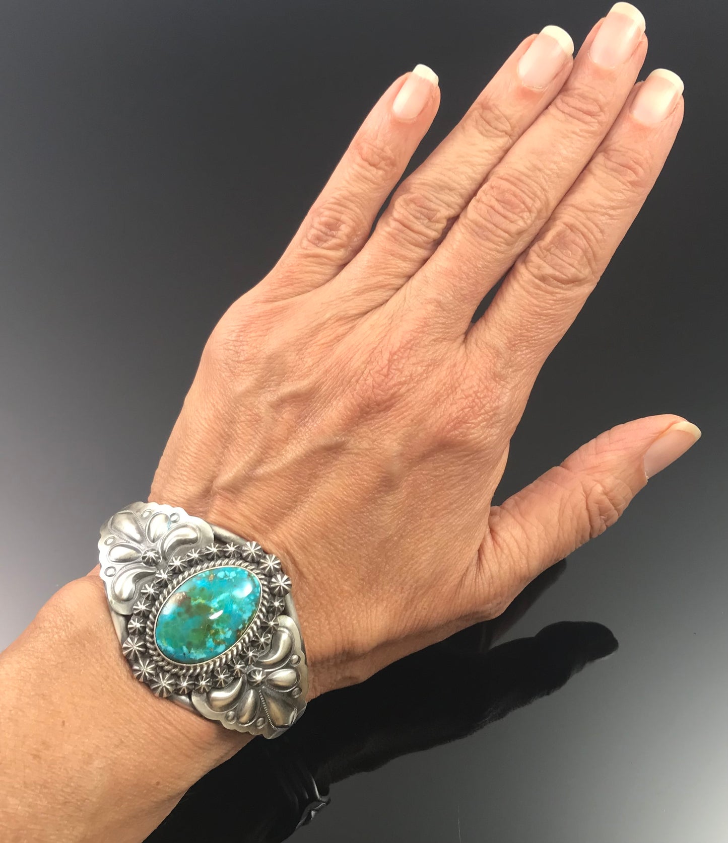 Gorgeous Kingman Turquoise Navajo Native American Cuff Bracelet Sterling Silver Signed - Raymond Delgarito