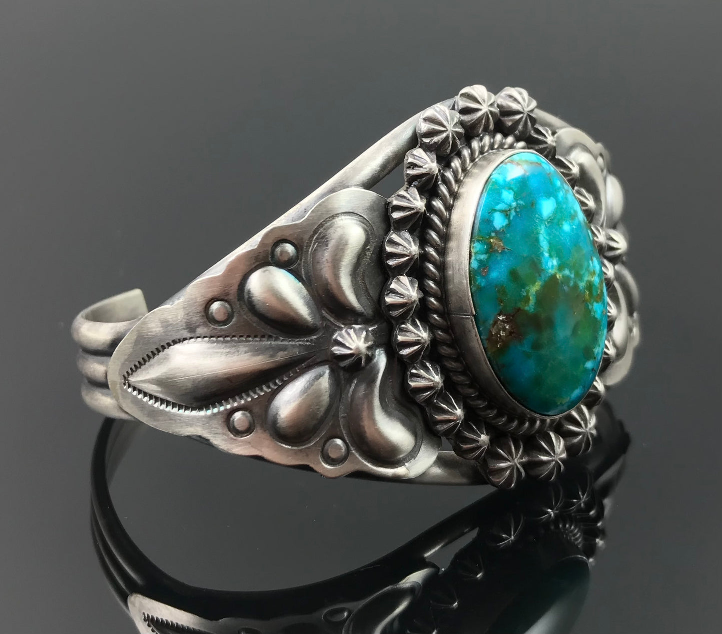 Gorgeous Kingman Turquoise Navajo Native American Cuff Bracelet Sterling Silver Signed - Raymond Delgarito